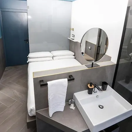 Konukevi Ottaviano Smart Roma