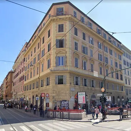 Ottaviano Smart 4* Roma