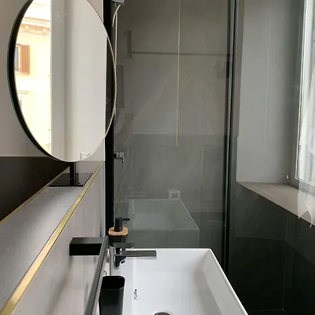 Konukevi Ottaviano Smart Roma